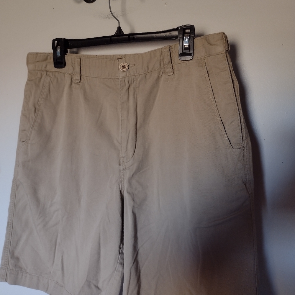 Tommy Bahama Men's Shorts 34 Khaki have hidden Elastic in Waist